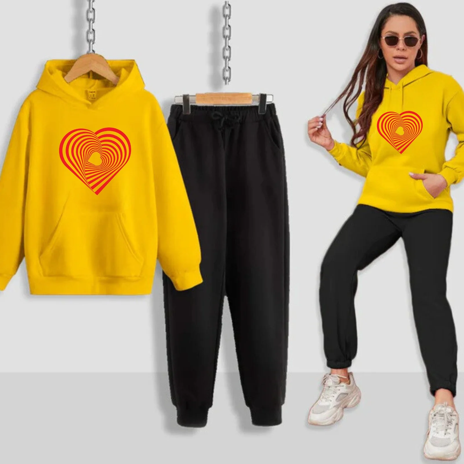 Geometrical Heart Printed Women Hoodie Set - Image 6