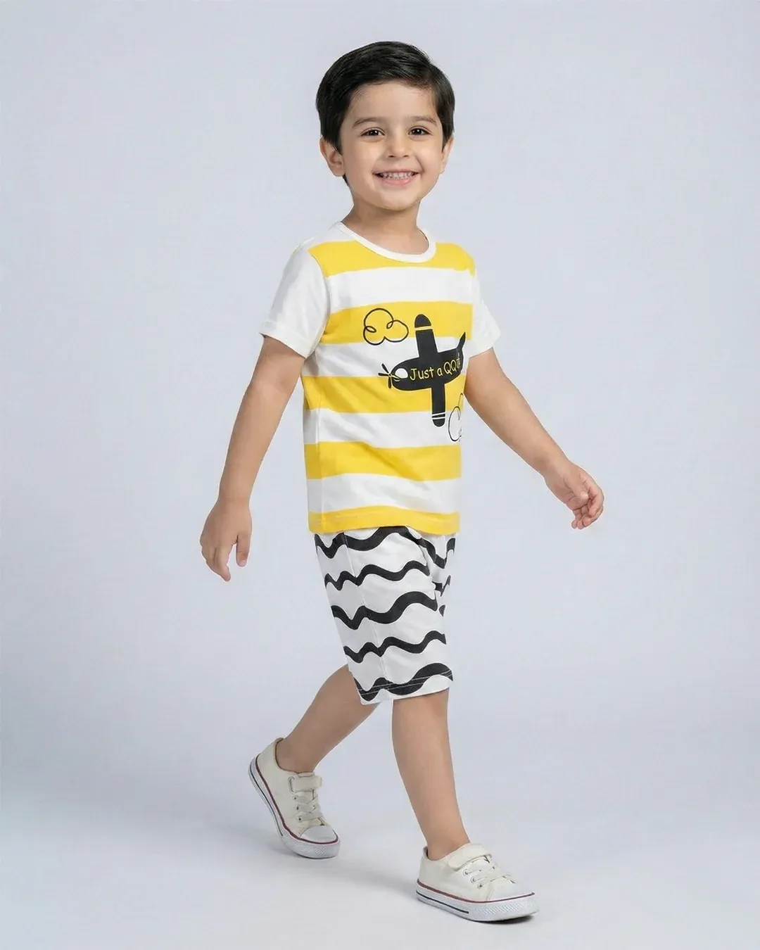 Flying a Plane Printed Half Sleeves T shirt & Shorts - Image 5