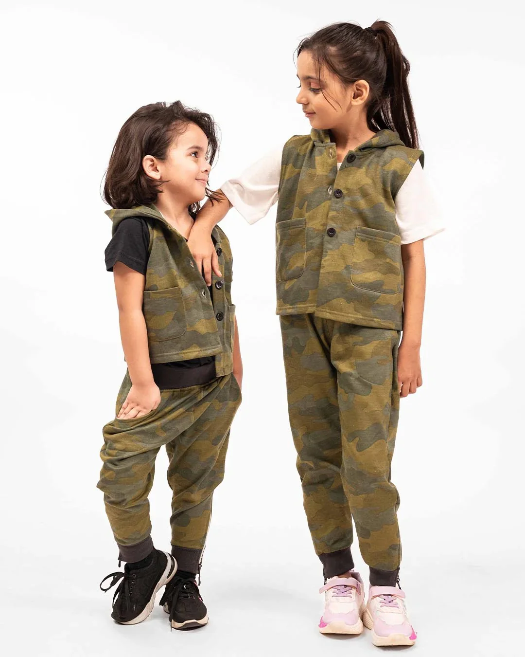 Kids Camo Co-Ord Set – Sleeveless Hoodie & Jogger Pants - Image 2
