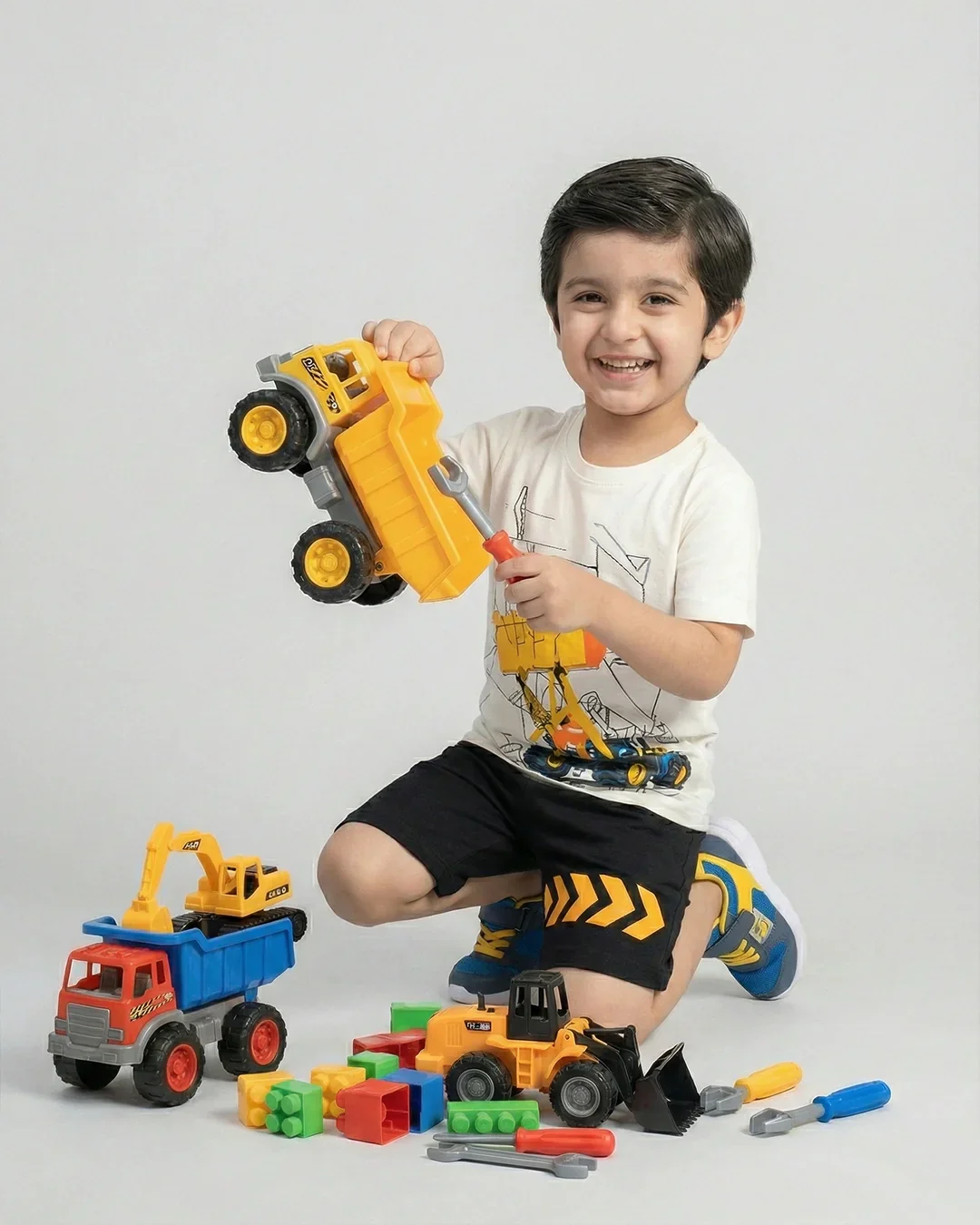 Kids’ Construction Truck Print T-Shirt & Shorts Set - Image 5