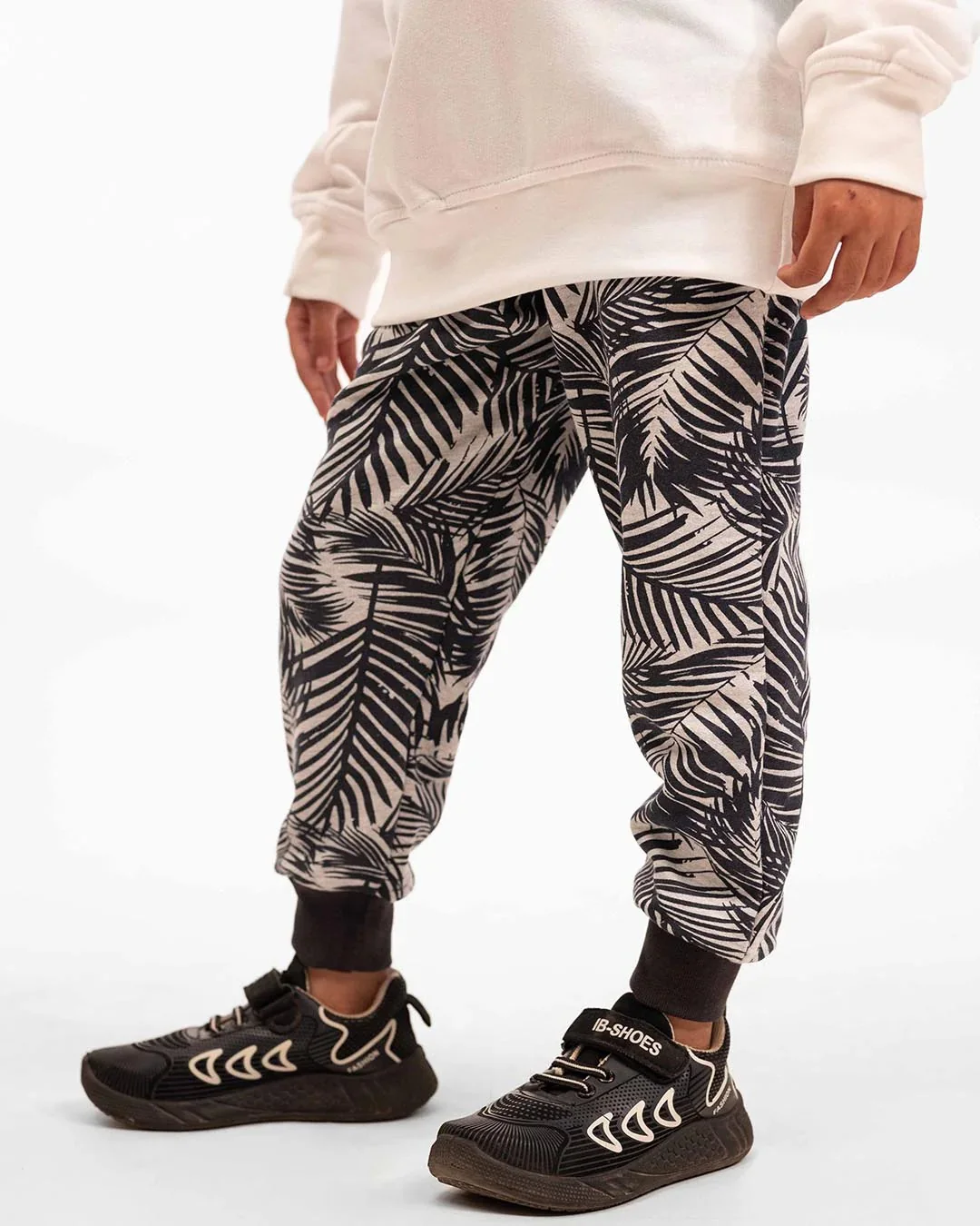 Kids Leaf Print Fleece Set - Image 6