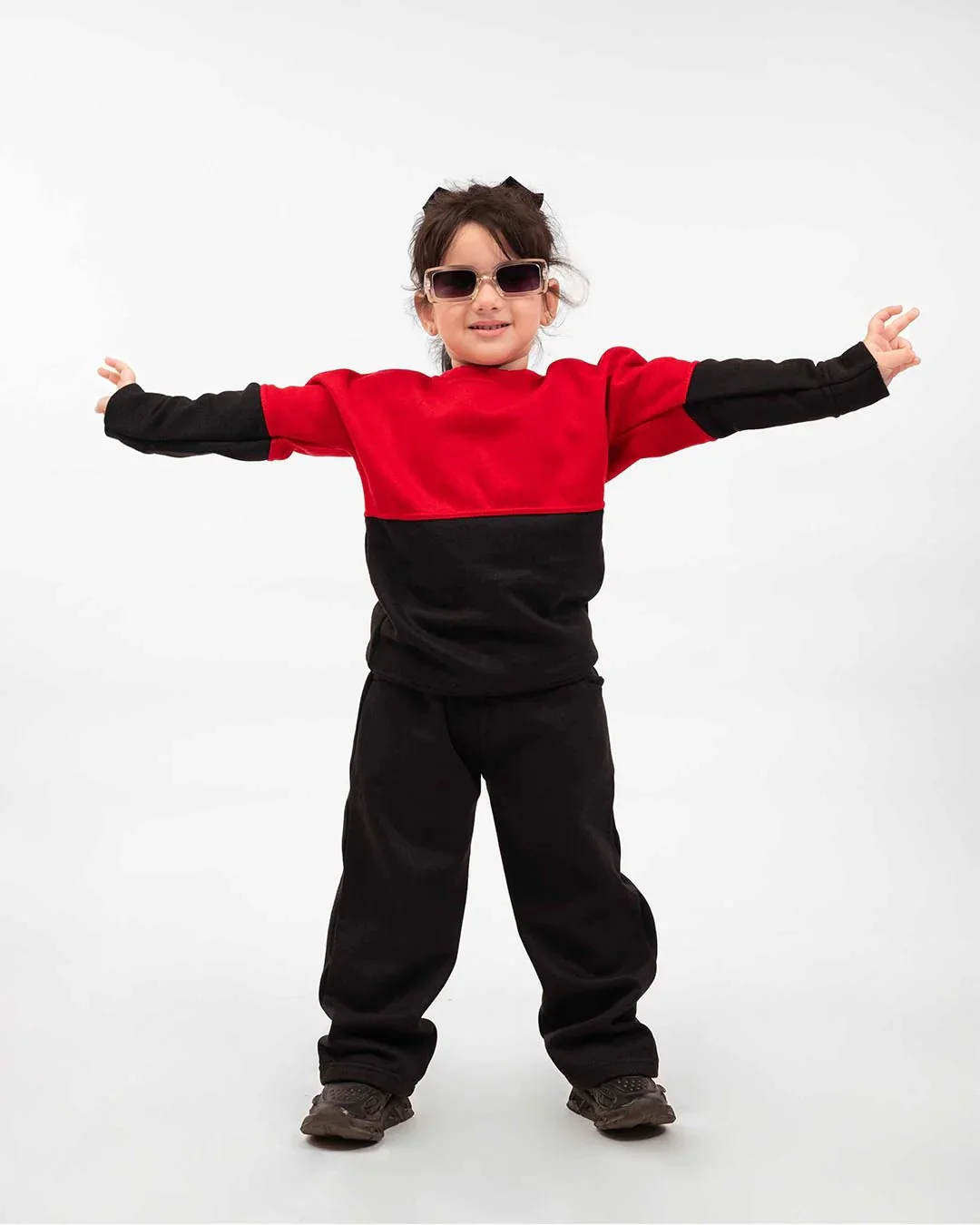Kids Two-Tone Sweatshirt & Jogger Set – Red & Black - Image 2